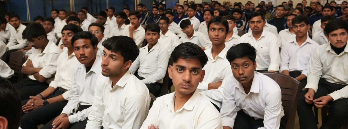 Chanakya Defence College